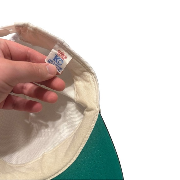 Vintage Red Dog Beer Snapback Hat White and Black Made in USA KC Brand - Picture 4 of 4